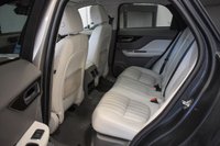 USED 2016 16 JAGUAR F-PACE 2.0 PORTFOLIO AWD 5d 178 BHP Sliding Pan Roof, Rare Colour