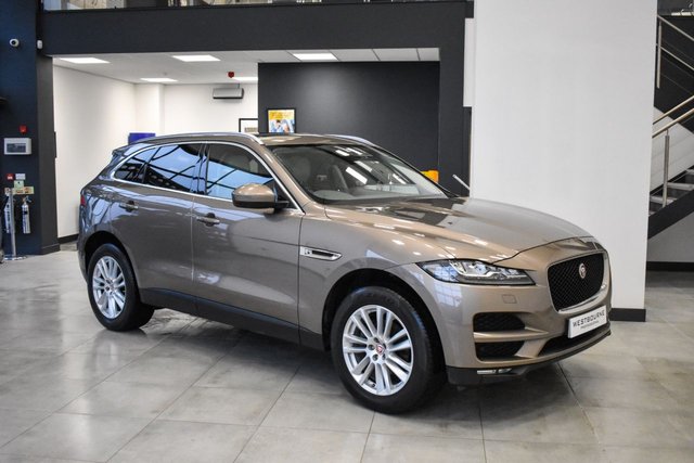 2016 16 Jaguar F-Pace 2.0 PORTFOLIO AWD 5d 178 BHP