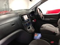 USED 2018 68 HYUNDAI i800 2.5 CRDI SE NAV 5d 168 BHP * 8 SEATS * PRIVACY GLASS * NAVIGATION * PARKING SENSORS WITH REVERSING CAMERA CAMERA *