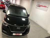 USED 2018 68 HYUNDAI i800 2.5 CRDI SE NAV 5d 168 BHP * 8 SEATS * PRIVACY GLASS * NAVIGATION * PARKING SENSORS WITH REVERSING CAMERA CAMERA *