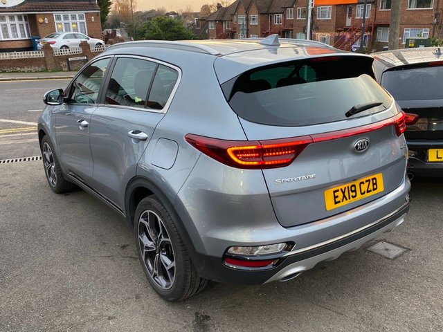 View our KIA SPORTAGE