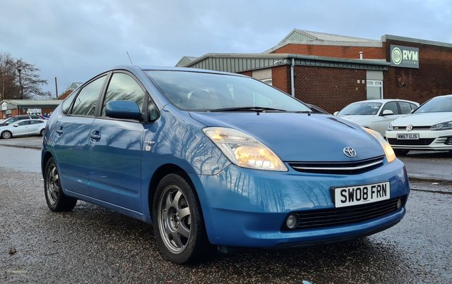 View our Toyota Prius 1.5 T SPIRIT VVT-I 5d 77 BHP