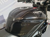 USED 2018 67 TRIUMPH STREET TRIPLE 765 RS OHLINS REAR SHOCK & QUICKSHIFTER