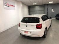 USED 2015 15 BMW 1 SERIES 2.0 120D SE 5d 181 BHP * AIR CONDITIONING * NAVIGATION * LEATHER * 17 INCH ALLOYS *