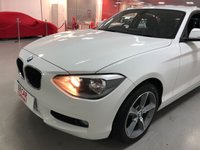 USED 2015 15 BMW 1 SERIES 2.0 120D SE 5d 181 BHP * AIR CONDITIONING * NAVIGATION * LEATHER * 17 INCH ALLOYS *