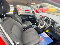 USED 2014 64 KIA VENGA 1.6 2 5d 123 BHP Stunning Low Mileage Petrol Automatic 5 door Hatchback MPV