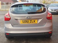 USED 2011 61 FORD FOCUS 1.6 ZETEC 5d 104 BHP 