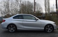 USED 2015 15 BMW 2 SERIES 2.0 218D SPORT 2d 141 BHP 19,000 MILES! 1 LADY OWNER! SAT NAV! HEATED LEATHER!