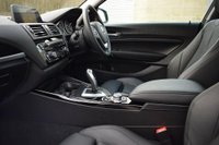 USED 2015 15 BMW 2 SERIES 2.0 218D SPORT 2d 141 BHP 19,000 MILES! 1 LADY OWNER! SAT NAV! HEATED LEATHER!