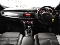 USED 2011 60 ALFA ROMEO GIULIETTA 1.6 JTDM-2 VELOCE 5d 105 BHP 