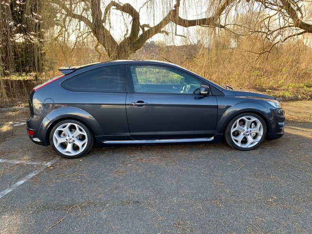 View our FORD FOCUS