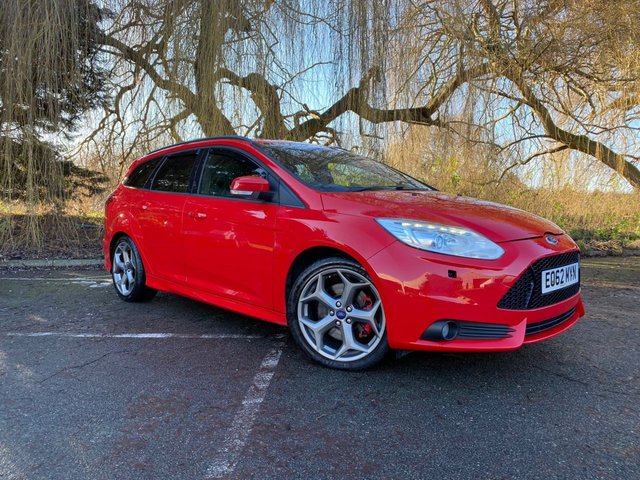 2012 62 Ford Focus 2.0 ST-3 5d 247 BHP