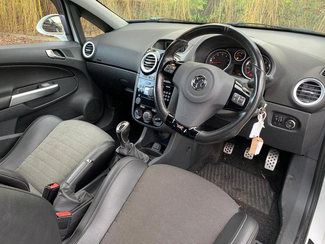 View our VAUXHALL CORSA