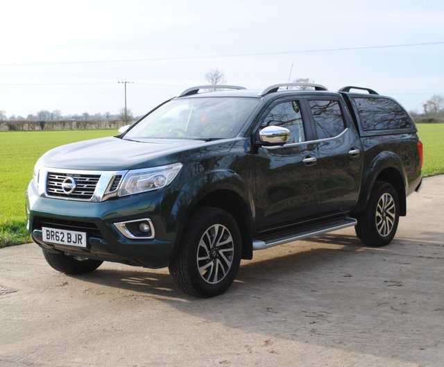 2019 19 Nissan Navara 2.3 DCI TEKNA 4X4 SHR DCB 190 BHP
