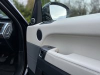 USED 2017 67 LAND ROVER RANGE ROVER SPORT 3.0 SDV6 HSE 5d 306 BHP 4WD AUTO VIRTUAL COCKPIT Pan Glass Roof 22" Alloys NAV