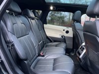 USED 2017 67 LAND ROVER RANGE ROVER SPORT 3.0 SDV6 HSE 5d 306 BHP 4WD AUTO VIRTUAL COCKPIT Pan Glass Roof 22" Alloys NAV