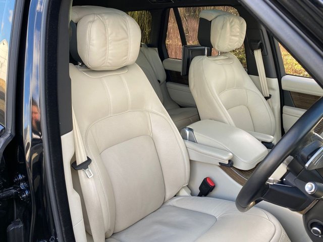 View our LAND ROVER RANGE ROVER