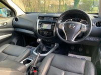 USED 2017 17 NISSAN NAVARA 2.3 DCI TEKNA 4X4 SHR DCB 190 BHP 2017 NISSAN NAVARA TEKNA 2.3 DCi 4x4 - DOUBLE CAB - 1 FORMER KEEPER - FULL NISSAN SERVICE HISTORY - FULL BLACK LEATHER - SATELLITE NAVIGATION - TOW PACK