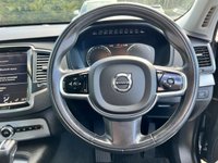 USED 2015 65 VOLVO XC90 2.0 D5 MOMENTUM AWD 5d 222 BHP 7 Seater Panoramic Glass Roof