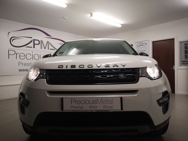 View our LAND ROVER DISCOVERY SPORT