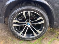 USED 2015 65 BMW X5 3.0 XDRIVE40D M SPORT 5d 309 BHP FULLY LOADED BMW X5 40D M-SPORT 3.0 DIESEL - AUTOMATIC/PADDLE-SHIFT - FULL BLACK LEATHER - FACTORY 7 SEATER - SATELLITE NAVIGATION - 20 INCH UPGRADE ALLOYS - 1 FORMER KEEPER - FULL BMW SERVICE HISTORY - COST NEW OVER &pound;65000.00