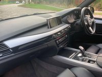 USED 2015 65 BMW X5 3.0 XDRIVE40D M SPORT 5d 309 BHP FULLY LOADED BMW X5 40D M-SPORT 3.0 DIESEL - AUTOMATIC/PADDLE-SHIFT - FULL BLACK LEATHER - FACTORY 7 SEATER - SATELLITE NAVIGATION - 20 INCH UPGRADE ALLOYS - 1 FORMER KEEPER - FULL BMW SERVICE HISTORY - COST NEW OVER &pound;65000.00