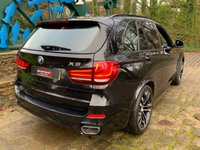USED 2015 65 BMW X5 3.0 XDRIVE40D M SPORT 5d 309 BHP FULLY LOADED BMW X5 40D M-SPORT 3.0 DIESEL - AUTOMATIC/PADDLE-SHIFT - FULL BLACK LEATHER - FACTORY 7 SEATER - SATELLITE NAVIGATION - 20 INCH UPGRADE ALLOYS - 1 FORMER KEEPER - FULL BMW SERVICE HISTORY - COST NEW OVER &pound;65000.00