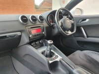 USED 2009 V AUDI TT 2.0 TDI QUATTRO 3d 170 BHP 