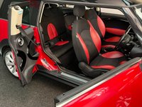 USED 2011 11 MINI CLUBMAN 1.6 COOPER D 5d 112 BHP 17 INCH ALLOYS,   HALF LEATHER RED SPORT INTERIOR
