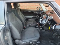 USED 2009 59 MINI HATCH COOPER 1.6 COOPER GRAPHITE 3d 118 BHP 