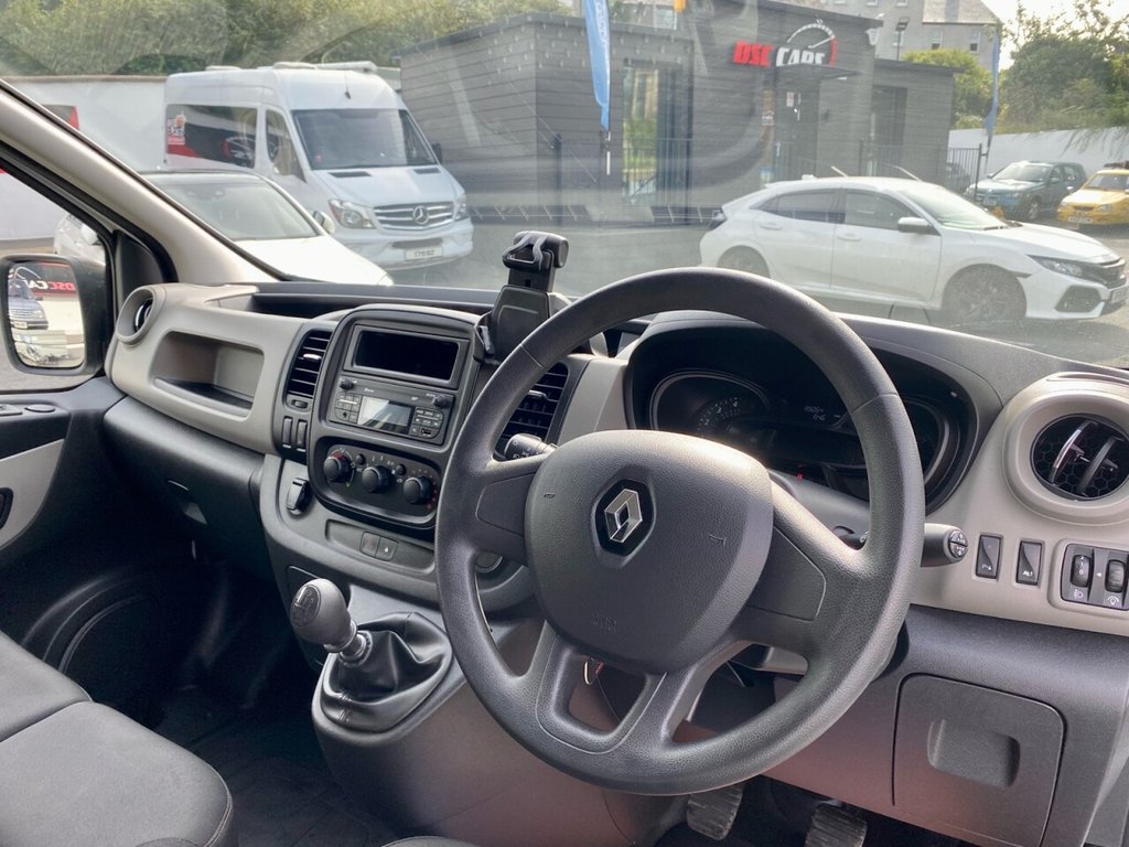 USED 2018 18 RENAULT TRAFIC 1.6 SL27 BUSINESS PLUS DCI 120 BHP FANTASTIC SPEC,BUSINESS EDITION