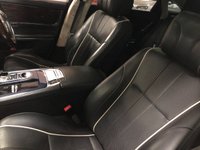 USED 2012 C JAGUAR XJ 3.0 D V6 PORTFOLIO LWB 4d 275 BHP * PANORAMIC ROOF * PRIVACY GLASS * NAVIGATION *  CLIMATE CONTROL * PARKING  SENSORS *