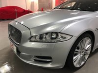 USED 2012 C JAGUAR XJ 3.0 D V6 PORTFOLIO LWB 4d 275 BHP * PANORAMIC ROOF * PRIVACY GLASS * NAVIGATION *  CLIMATE CONTROL * PARKING  SENSORS *
