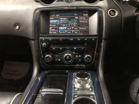 USED 2012 C JAGUAR XJ 3.0 D V6 PORTFOLIO LWB 4d 275 BHP * PANORAMIC ROOF * PRIVACY GLASS * NAVIGATION *  CLIMATE CONTROL * PARKING  SENSORS *