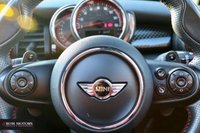 USED 2017 17 MINI HATCH JOHN COOPER WORKS 2.0 JOHN COOPER WORKS 3d 228 BHP PANORAMIC ROOF / CHILLI PACK