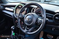 USED 2017 17 MINI HATCH JOHN COOPER WORKS 2.0 JOHN COOPER WORKS 3d 228 BHP PANORAMIC ROOF / CHILLI PACK