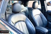 USED 2017 17 MINI HATCH JOHN COOPER WORKS 2.0 JOHN COOPER WORKS 3d 228 BHP PANORAMIC ROOF / CHILLI PACK