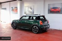 USED 2017 17 MINI HATCH JOHN COOPER WORKS 2.0 JOHN COOPER WORKS 3d 228 BHP PANORAMIC ROOF / CHILLI PACK