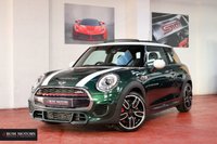 USED 2017 17 MINI HATCH JOHN COOPER WORKS 2.0 JOHN COOPER WORKS 3d 228 BHP PANORAMIC ROOF / CHILLI PACK