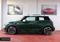 USED 2017 17 MINI HATCH JOHN COOPER WORKS 2.0 JOHN COOPER WORKS 3d 228 BHP PANORAMIC ROOF / CHILLI PACK