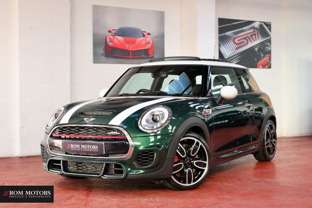 2017 17 MINI Hatch John Cooper Works 2.0 JOHN COOPER WORKS 3d 228 BHP