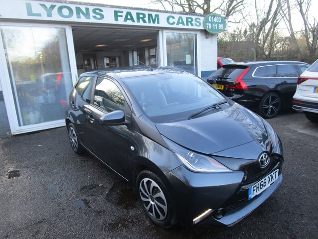 2017 66 Toyota Aygo 1.0 VVT-I X-PLAY 5d 69 BHP