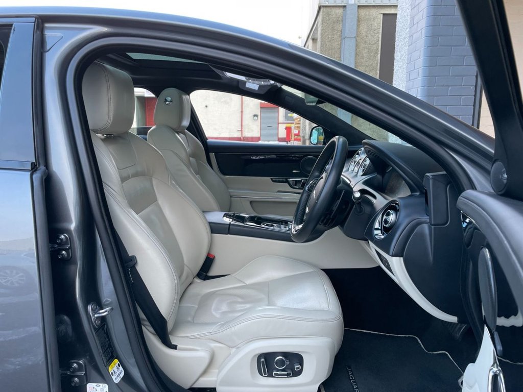 USED 2018 67 JAGUAR XJ 3.0 D V6 R-SPORT 4d 296 BHP 
