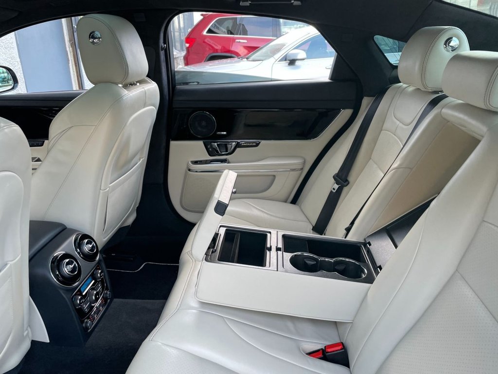 USED 2018 67 JAGUAR XJ 3.0 D V6 R-SPORT 4d 296 BHP 
