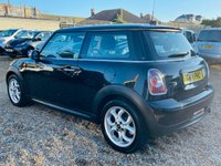 USED 2011 11 MINI HATCH ONE 1.6 ONE 3d 98 BHP Superb Mini with Lots of Extras in Metallic Black