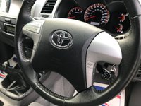 USED 2012 12 TOYOTA HI-LUX 3.0 INVINCIBLE 4X4 D-4D DCB 169 BHP 6 TOYOTA DEALER STAMPS IN BOOK  !