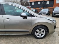 USED 2014 PEUGEOT 3008 1.6 E-HDI ALLURE 5d 115 BHP PEUGEOT 3008 1.6 E-HDI ALLURE 5d 115 BHP