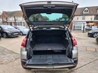 USED 2014 PEUGEOT 3008 1.6 E-HDI ALLURE 5d 115 BHP PEUGEOT 3008 1.6 E-HDI ALLURE 5d 115 BHP