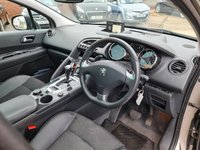USED 2014 PEUGEOT 3008 1.6 E-HDI ALLURE 5d 115 BHP PEUGEOT 3008 1.6 E-HDI ALLURE 5d 115 BHP