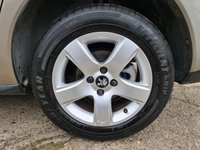 USED 2014 PEUGEOT 3008 1.6 E-HDI ALLURE 5d 115 BHP PEUGEOT 3008 1.6 E-HDI ALLURE 5d 115 BHP